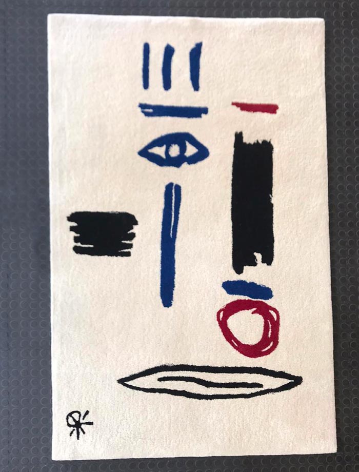Hieroglyphic-Face-rug-interior-1