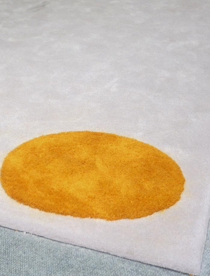 rugalia-yellow-dot-rug-interior